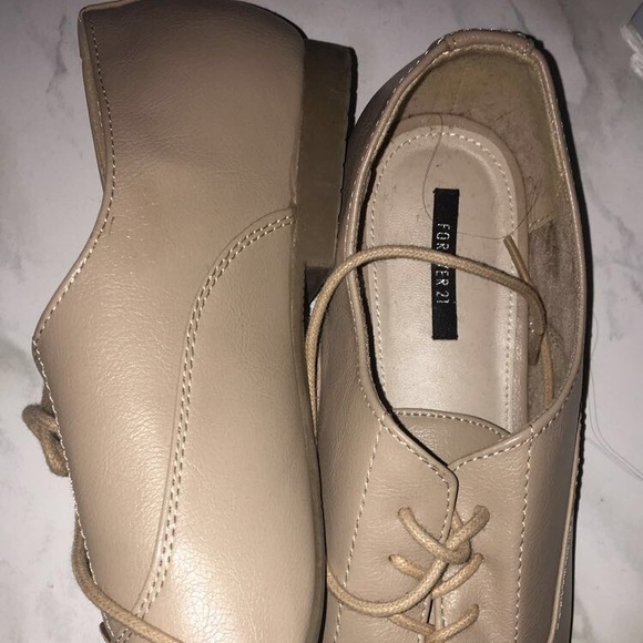 Shoes - Picture 2 of 3